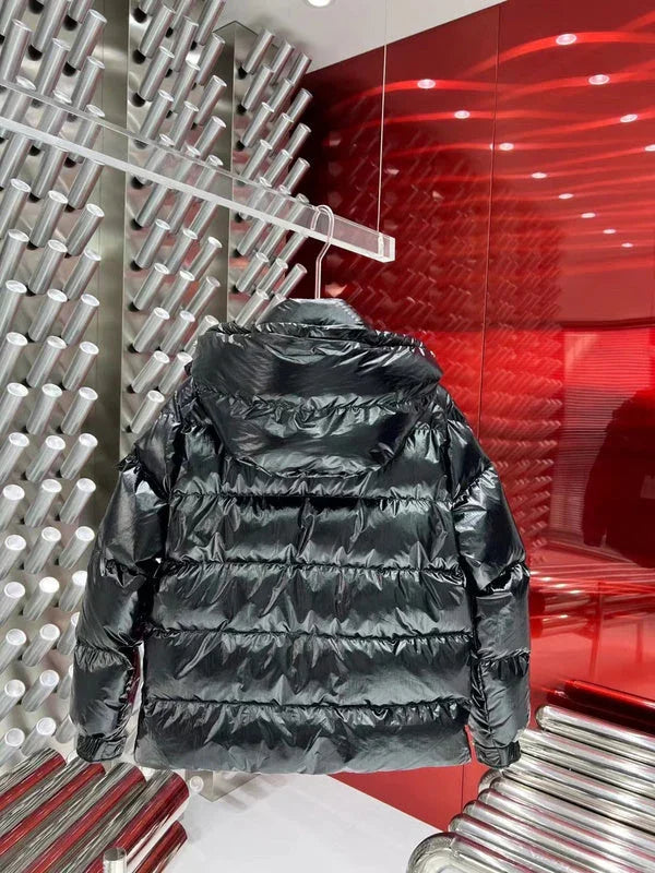 Moncler Maya 70ᵉ anniversaire édition spéciale courte doudoune noir
