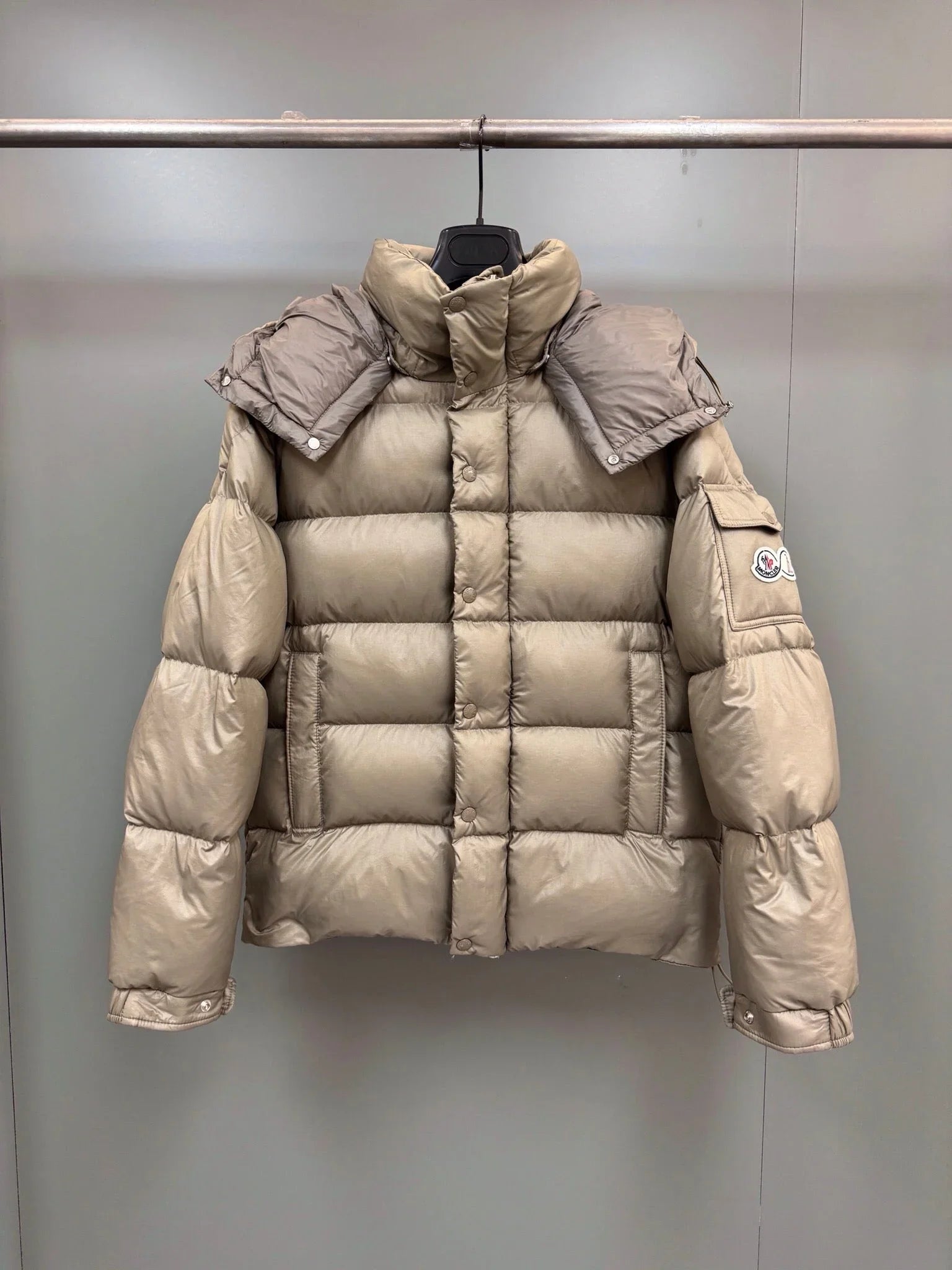 Moncler Maya 70ᵉ anniversaire édition spéciale Champagne métallisé