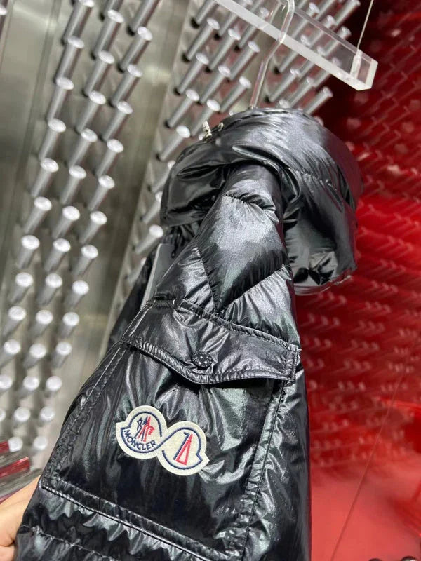 Moncler Maya 70ᵉ anniversaire édition spéciale courte doudoune noir
