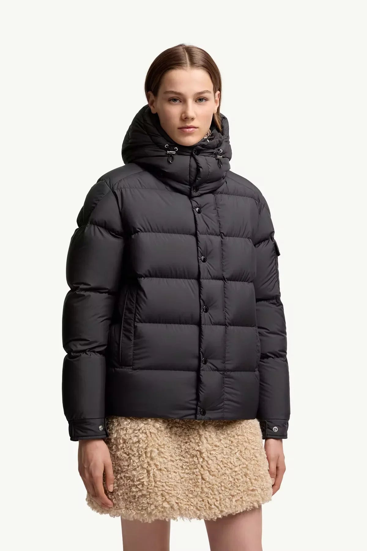 Doudoune courte à capuche Moncler Maya 70ᵉ