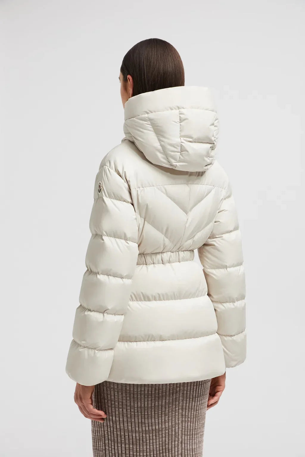 Doudoune courte Brosse à capuche et matelassage diagonal Moncler Blanc